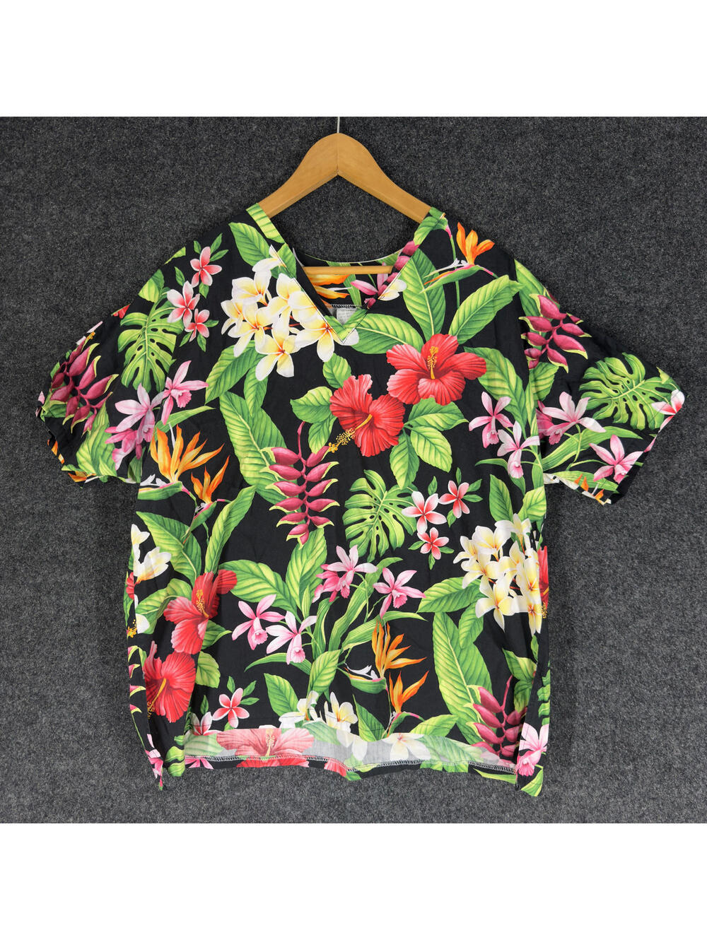 Unbranded T-Shirt Women 2XL Black Floral V-Neck Short Sleeve Cotton Casual